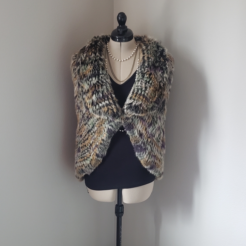 Genuine Rabbit Fur Vest - Picture 7 of 11